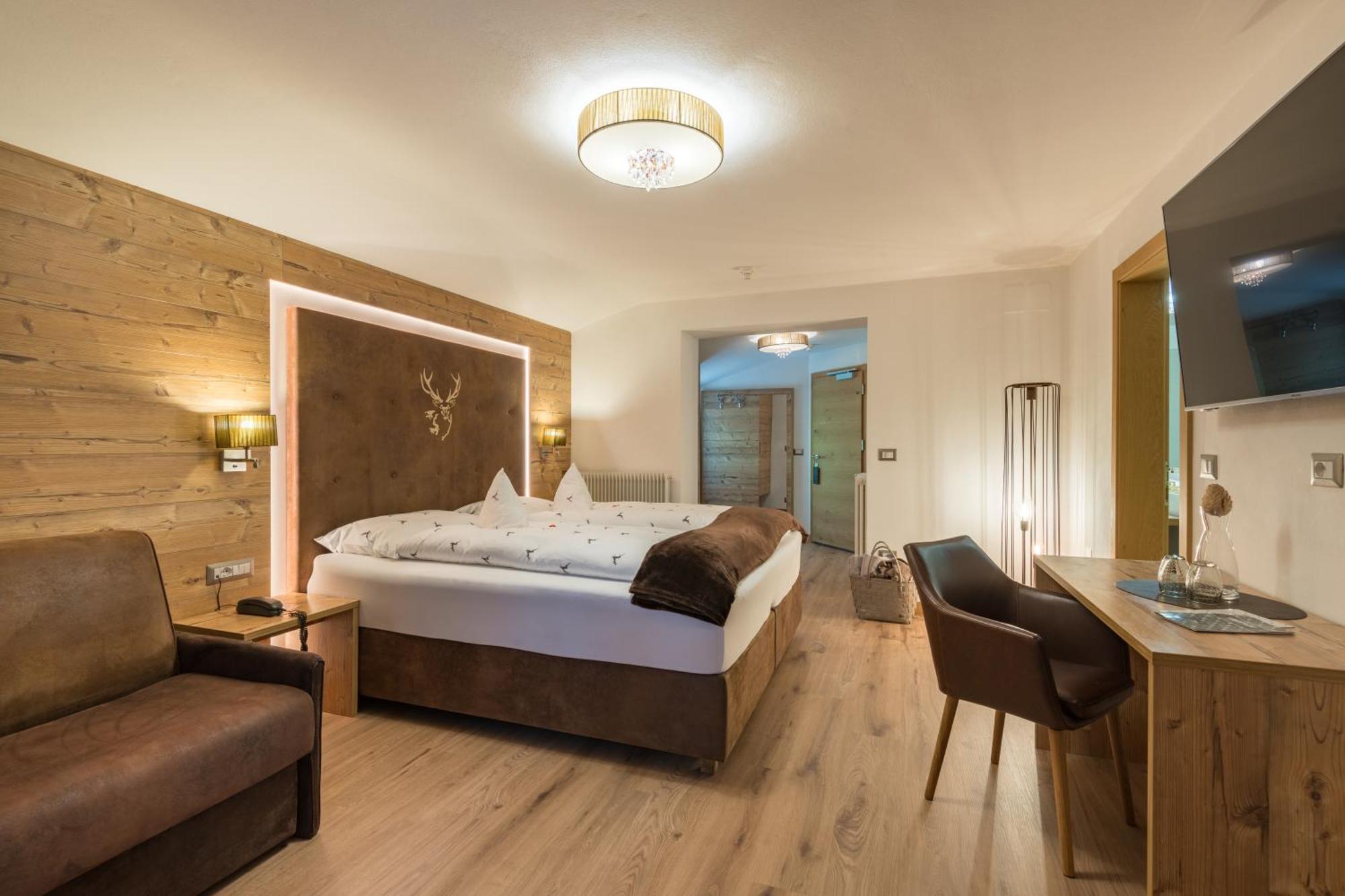Hotel Jaegerheim 3S Selva di Val Gardena Bagian luar foto