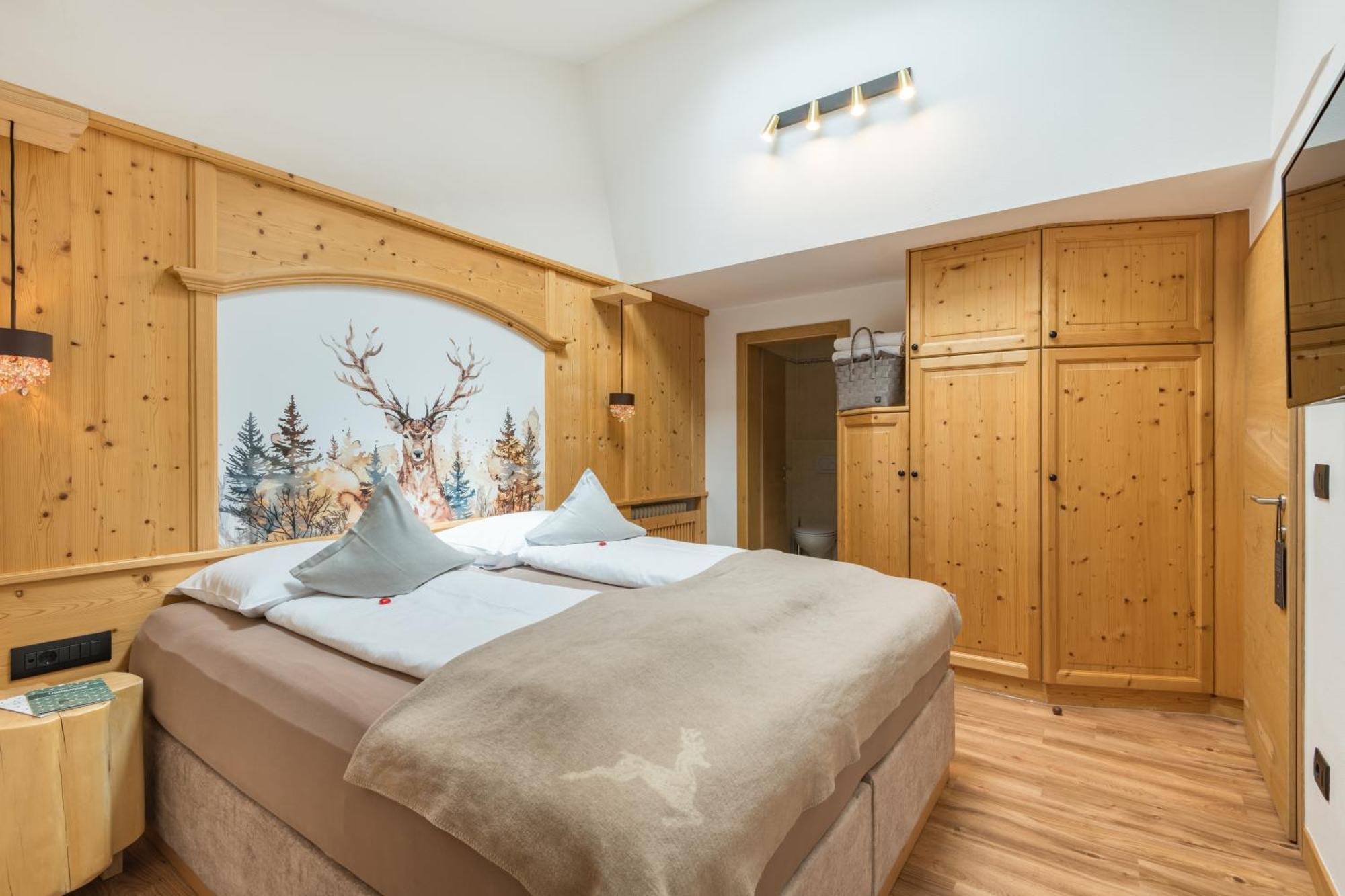 Hotel Jaegerheim 3S Selva di Val Gardena Bagian luar foto